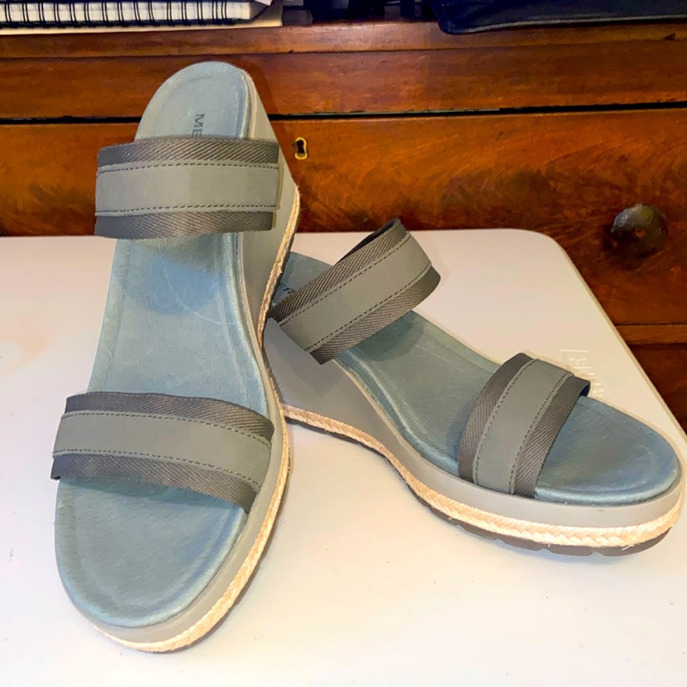 Merrell Olive 🫒 Green Wedge Sandals